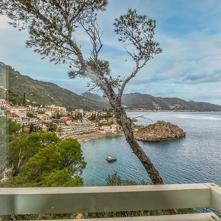 Semesterbostad 2 Bedroom Stunning In